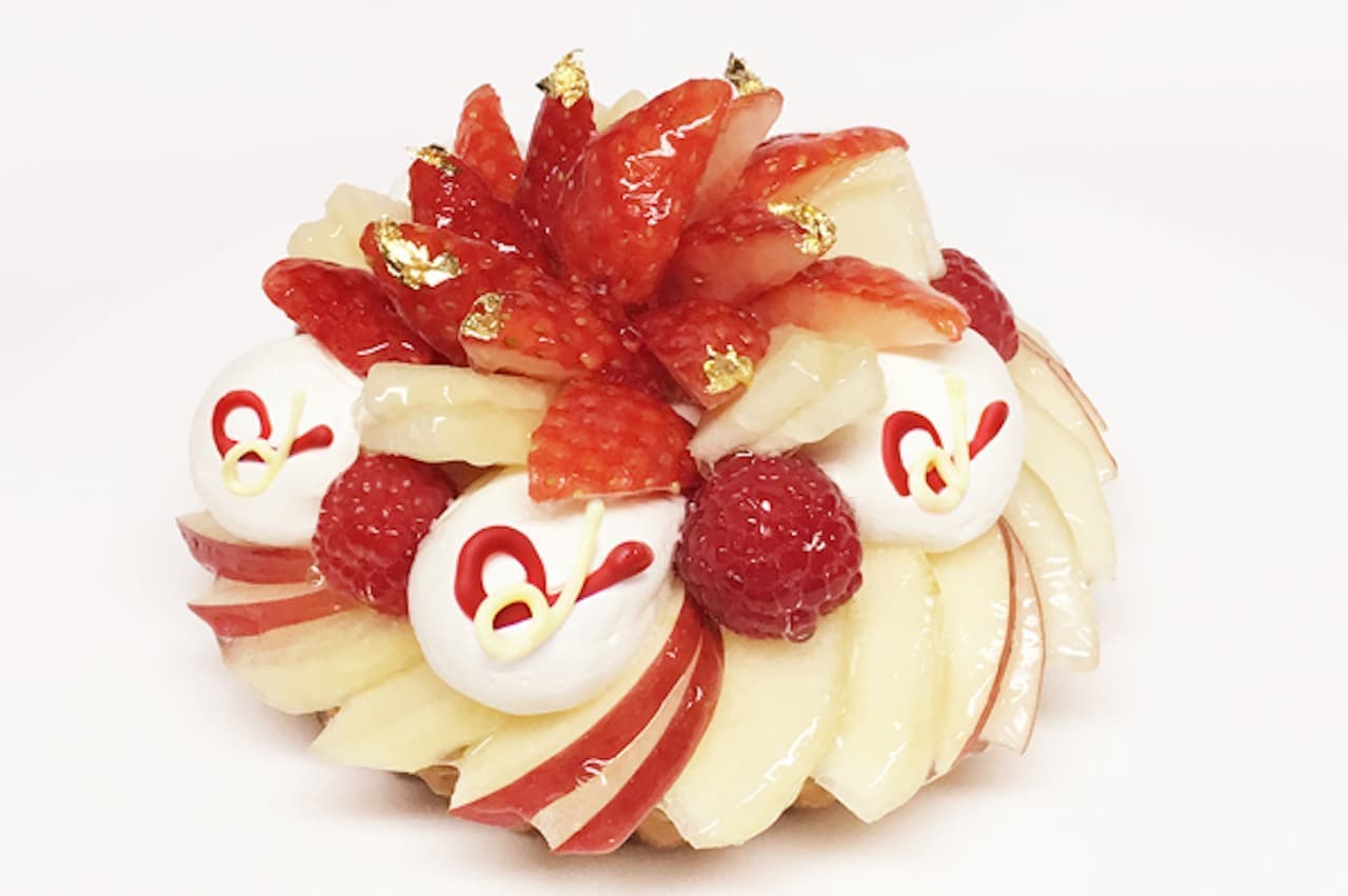 予約限定ケーキ 新春のケーキ ―洋梨といちごのケーキ―