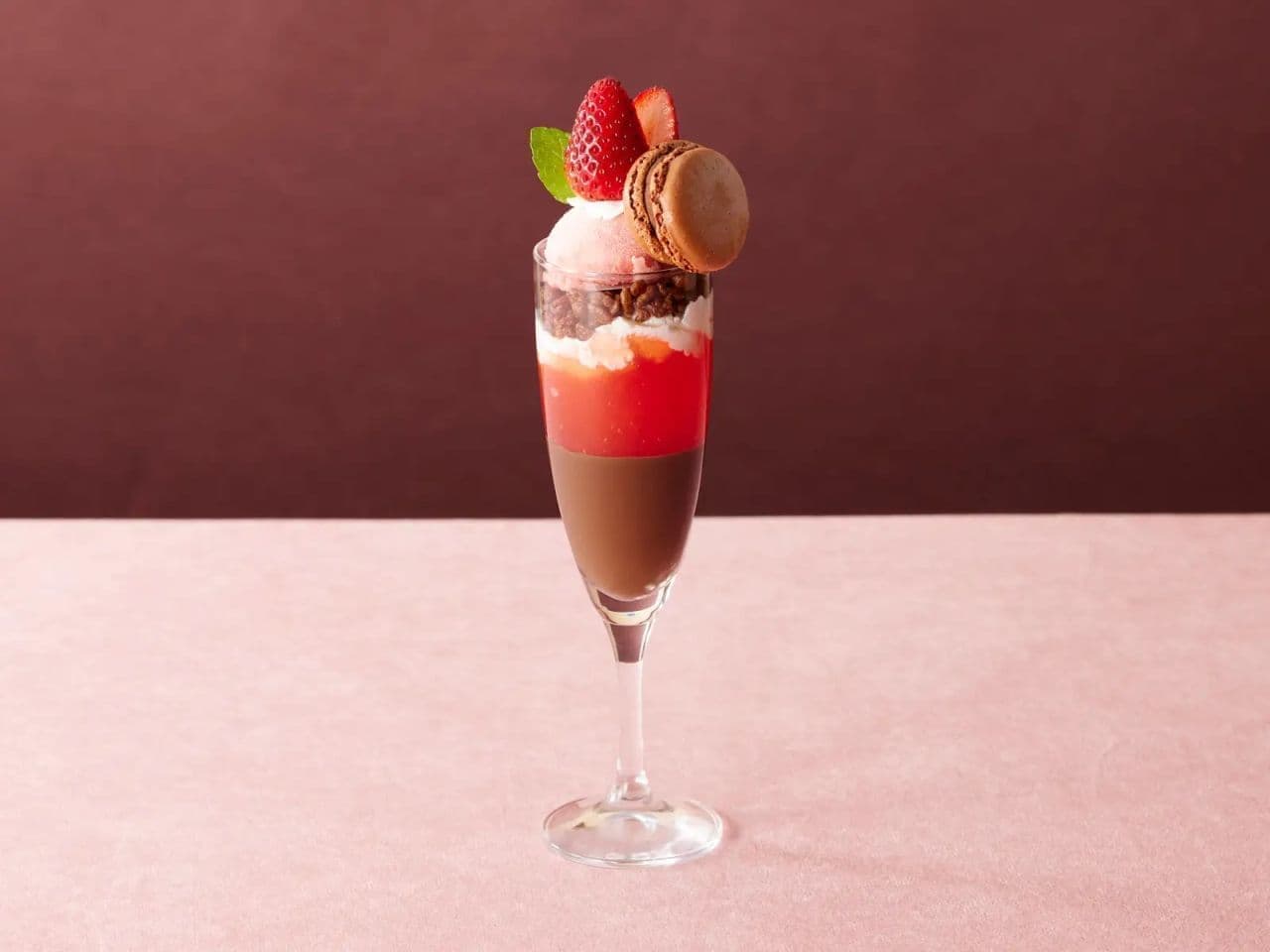 Cocos "Strawberry and Chocolate Glass Parfait"