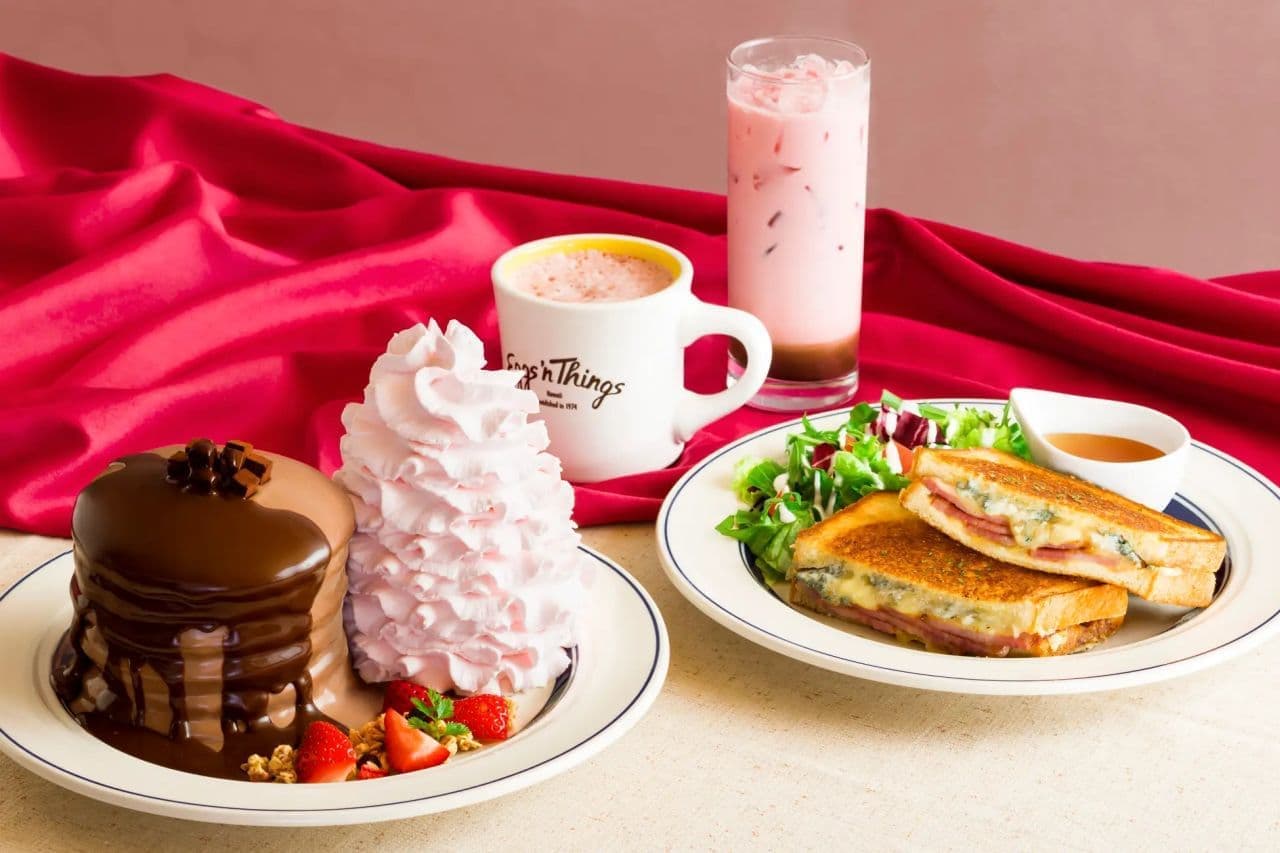 Eggs 'n Things "Melty Chocolat Pancakes", "Quattroformaggi Hot Sandwich" and "Strawberry Chocolat".