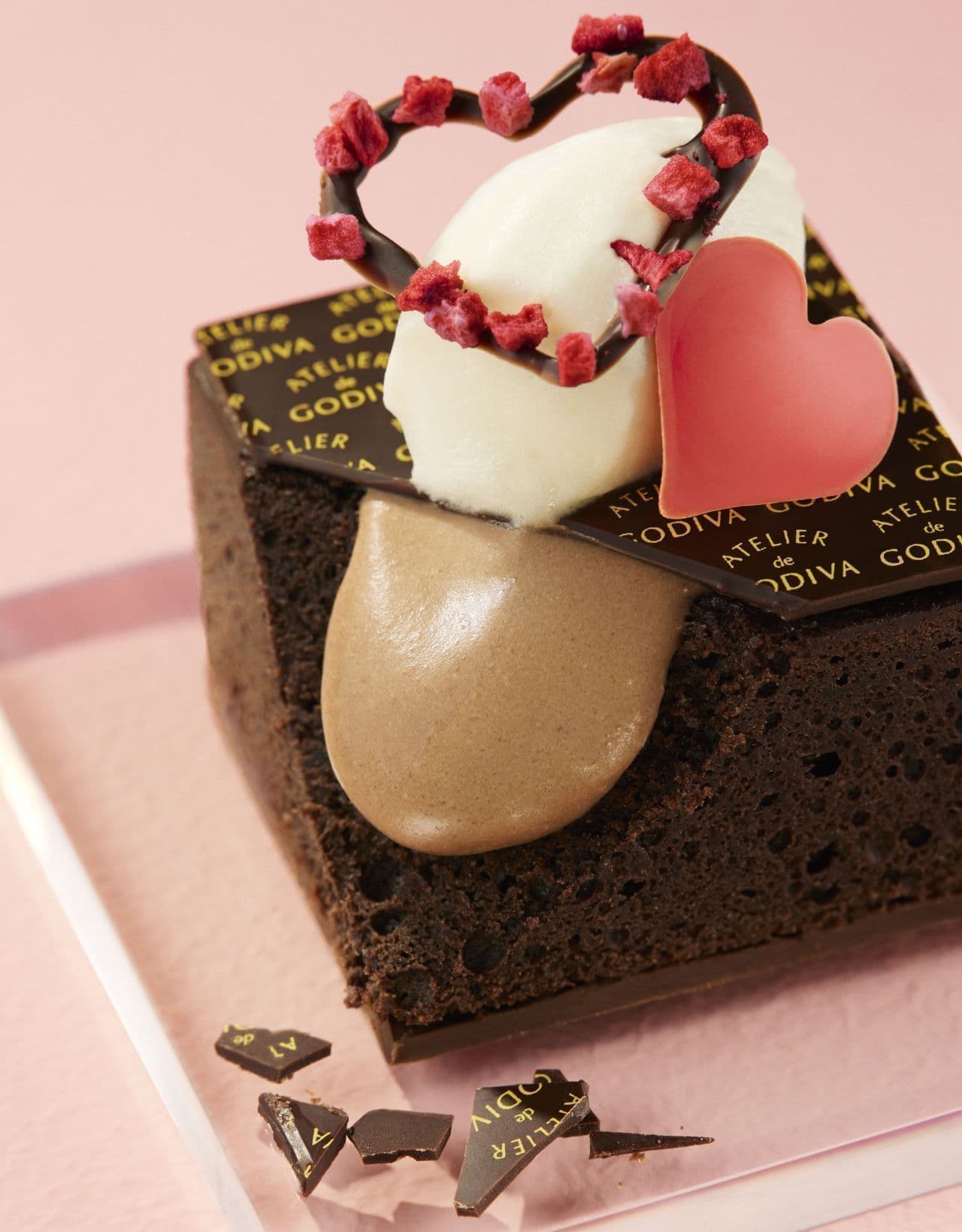 Godiva's "ATELIER de GODIVA" offers limited-edition Valentine's Day sweets