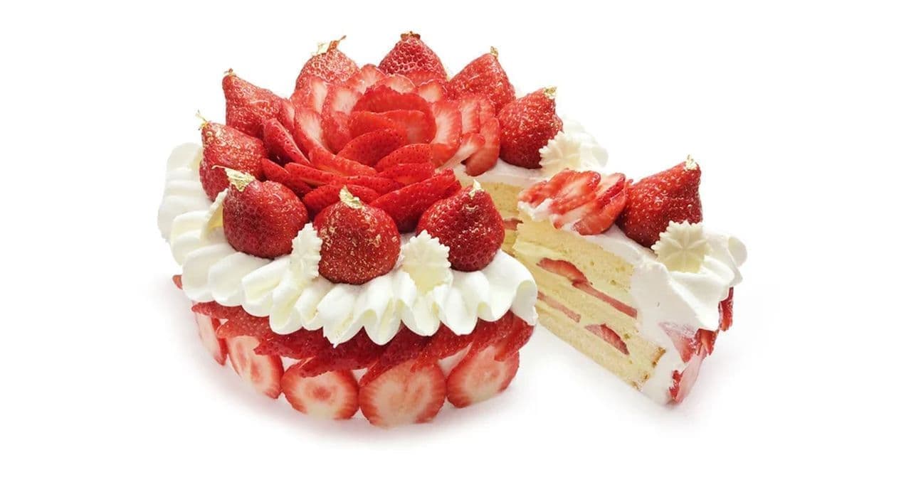 Cafe COMSA "Christmas Shortcake of Fukuoka Prefecture Strawberry 'Amaou'".