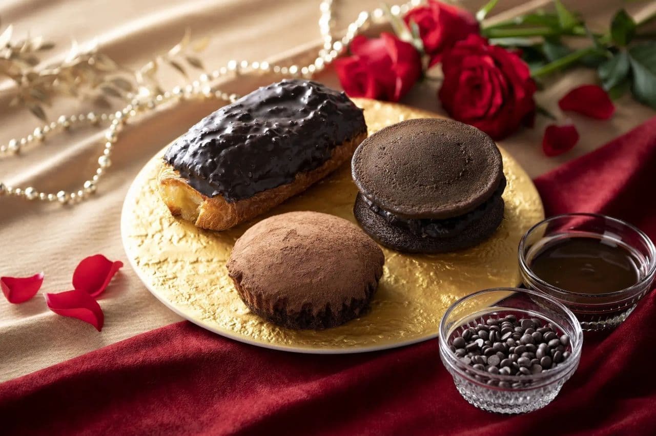 Pasco x Godiva "Yuzu Chocolat Danish", "Chocolat Pancake", "Chocolat Steamed Cake