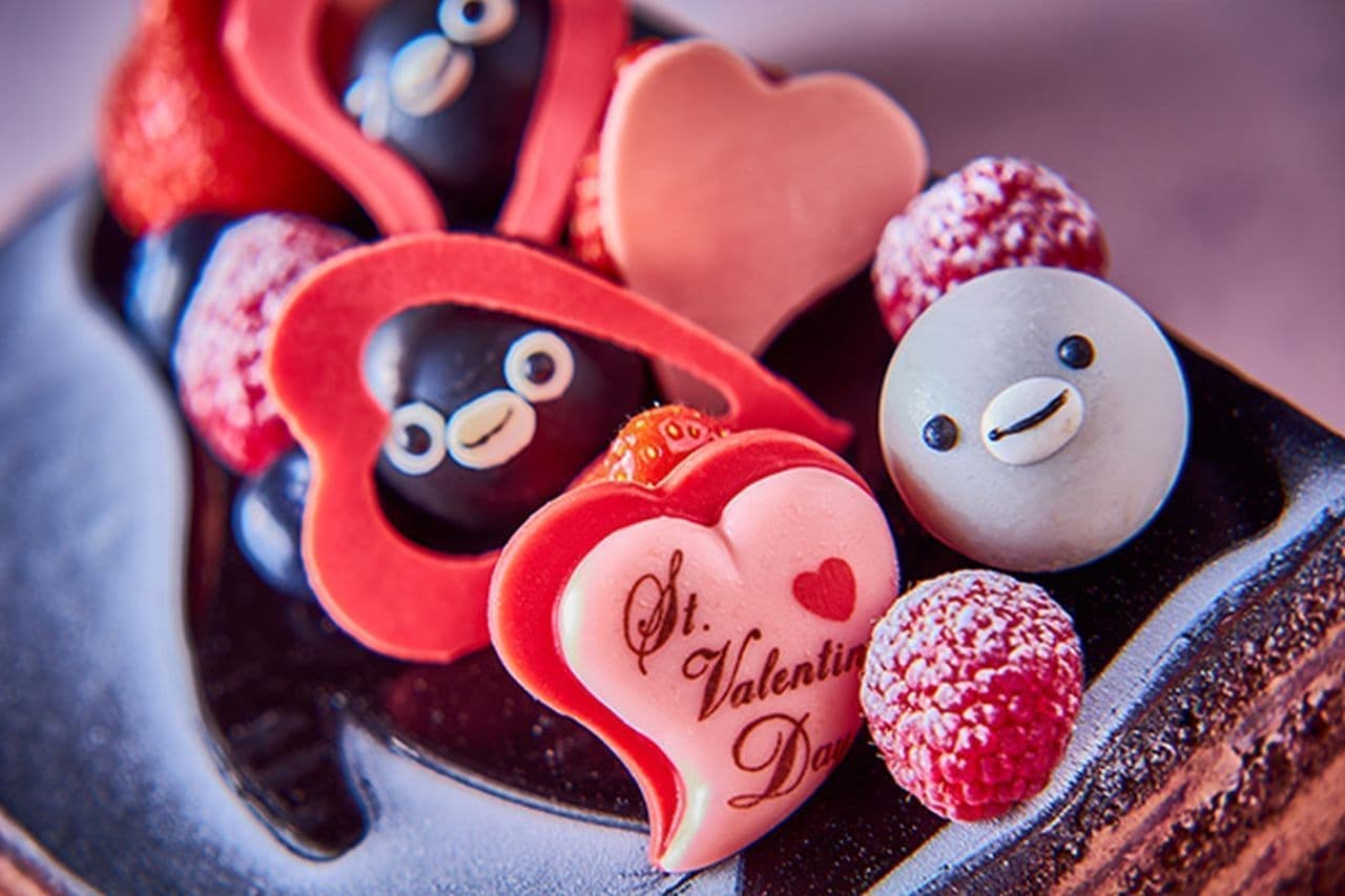 Suica's Penguin Valentine's Day & White Day Cake 2023 Cute decoration with Suica's penguin peeking out from heart-shaped chocolate.