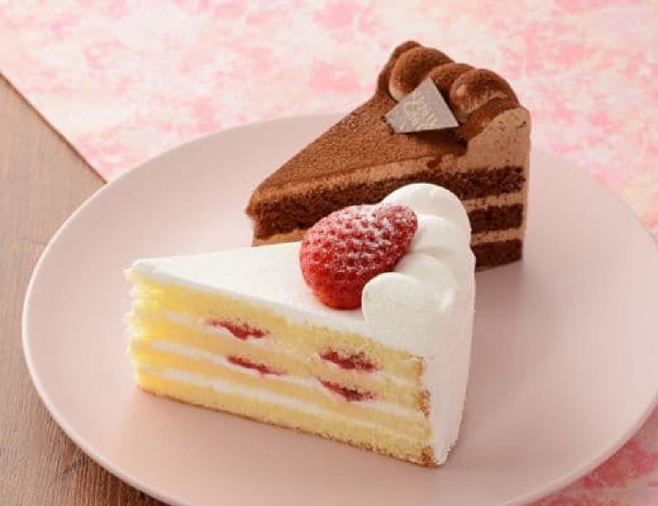 Lawson "Party Cake - Strawberry & Chocolate