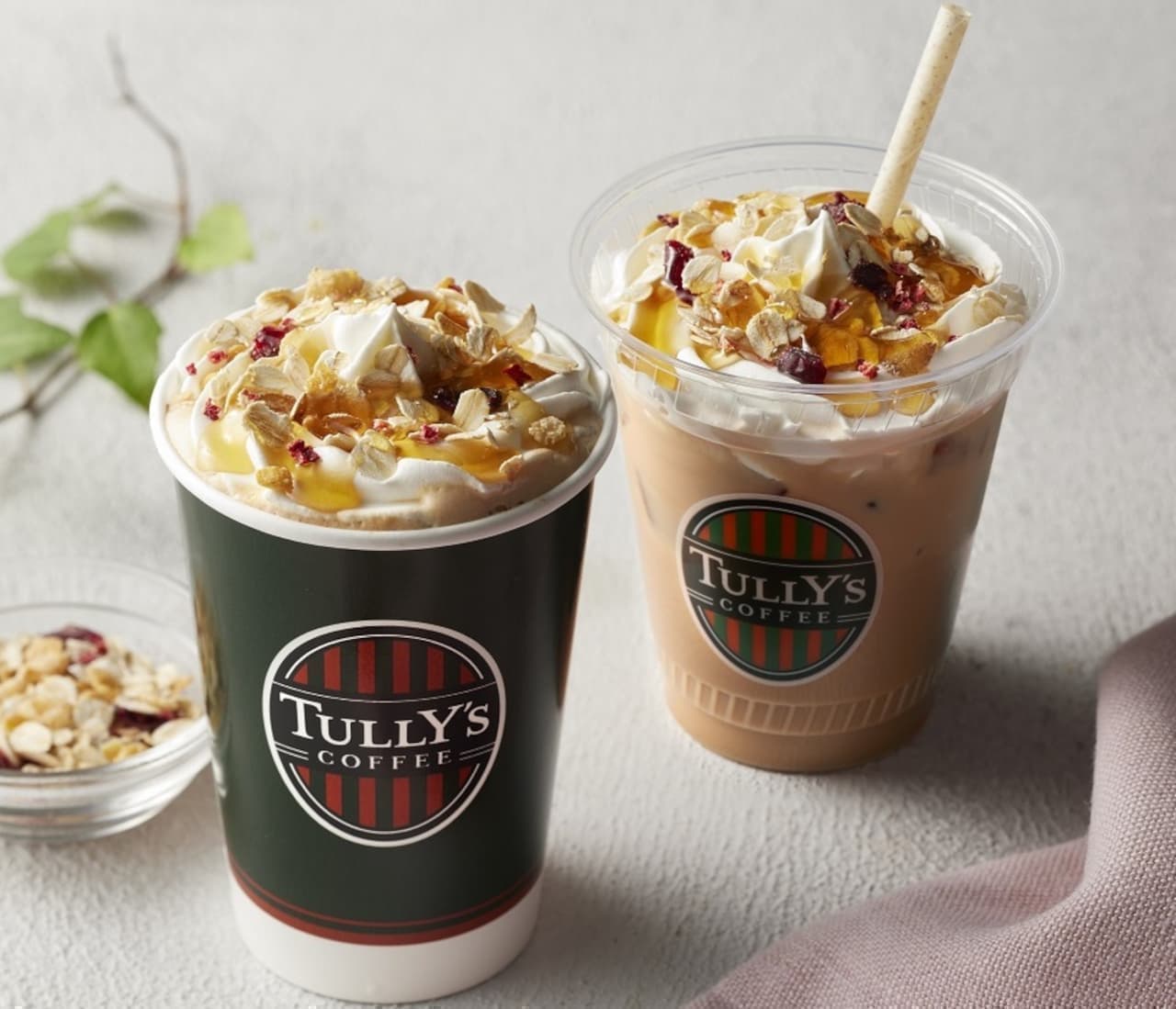 Tully's Coffee "& TEA Honey & Oats Royal Milk Tea".