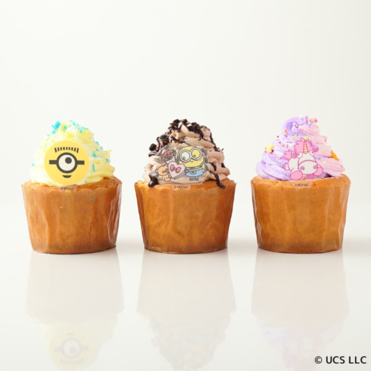 Minion Happy Sweets Shop "Cupcake with Original Pick