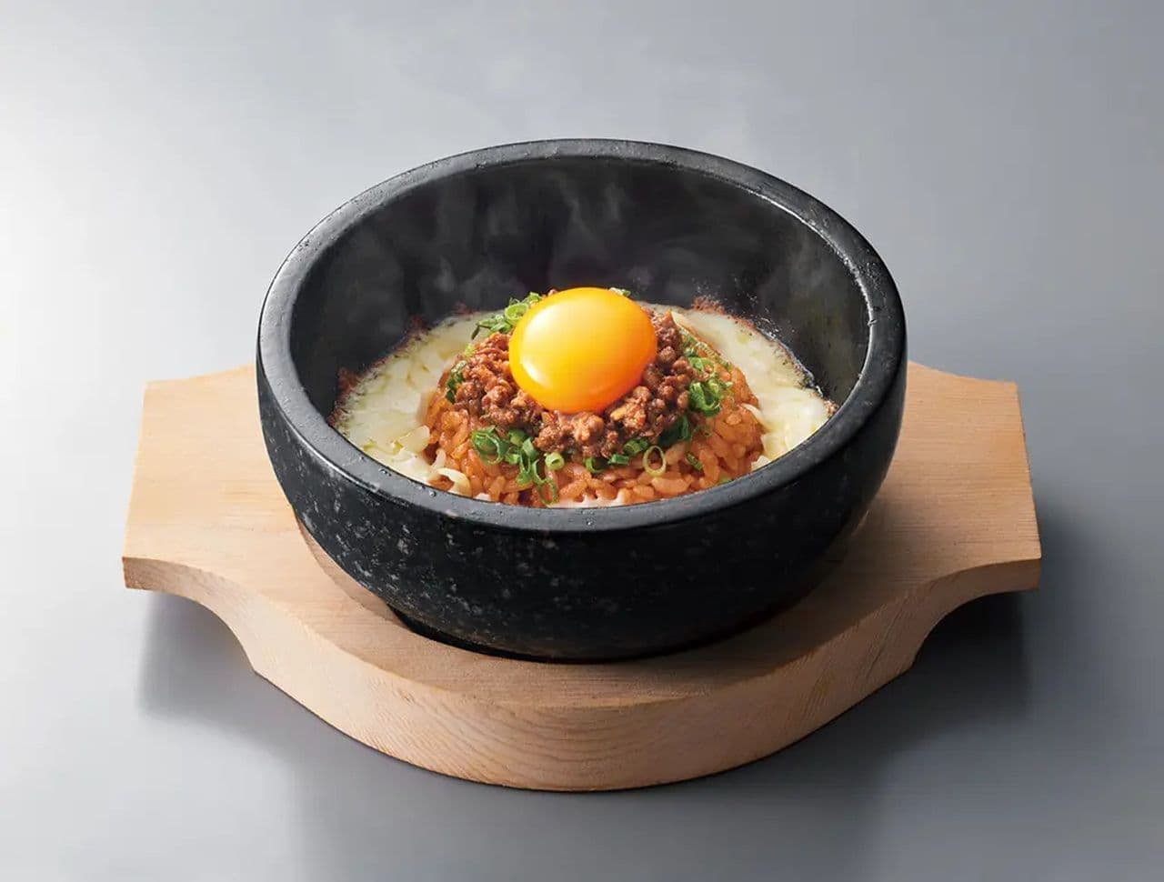 Yakiniku Kingu "[All-you-can-cheese-spread] Ishiyaki Magma Fried Rice".