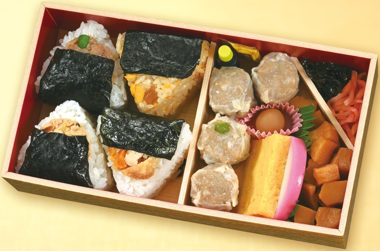 Contents of "Onigiri shioumai lunchbox" from Sakiyo-ken