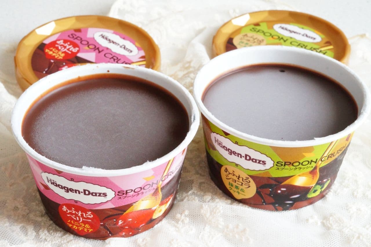 Haagen-Dazs Mini Cup Spoon Crush "Overflowing Berry Vanilla & Macadamia" and "Overflowing Chocolat Green Tea & Cookie