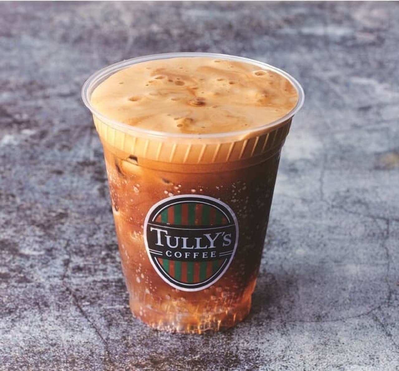 Tully's Coffee "Peach Yogurt Sour Cream" with Japanese white peaches! & TEA Grapefruit Separate Tea" also perfect for early summer!