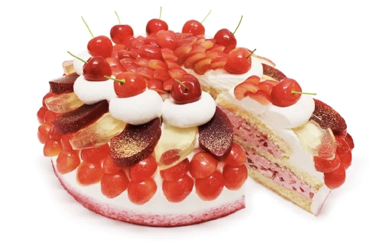 Cafe COMSA "Cherry Shortcake" in May