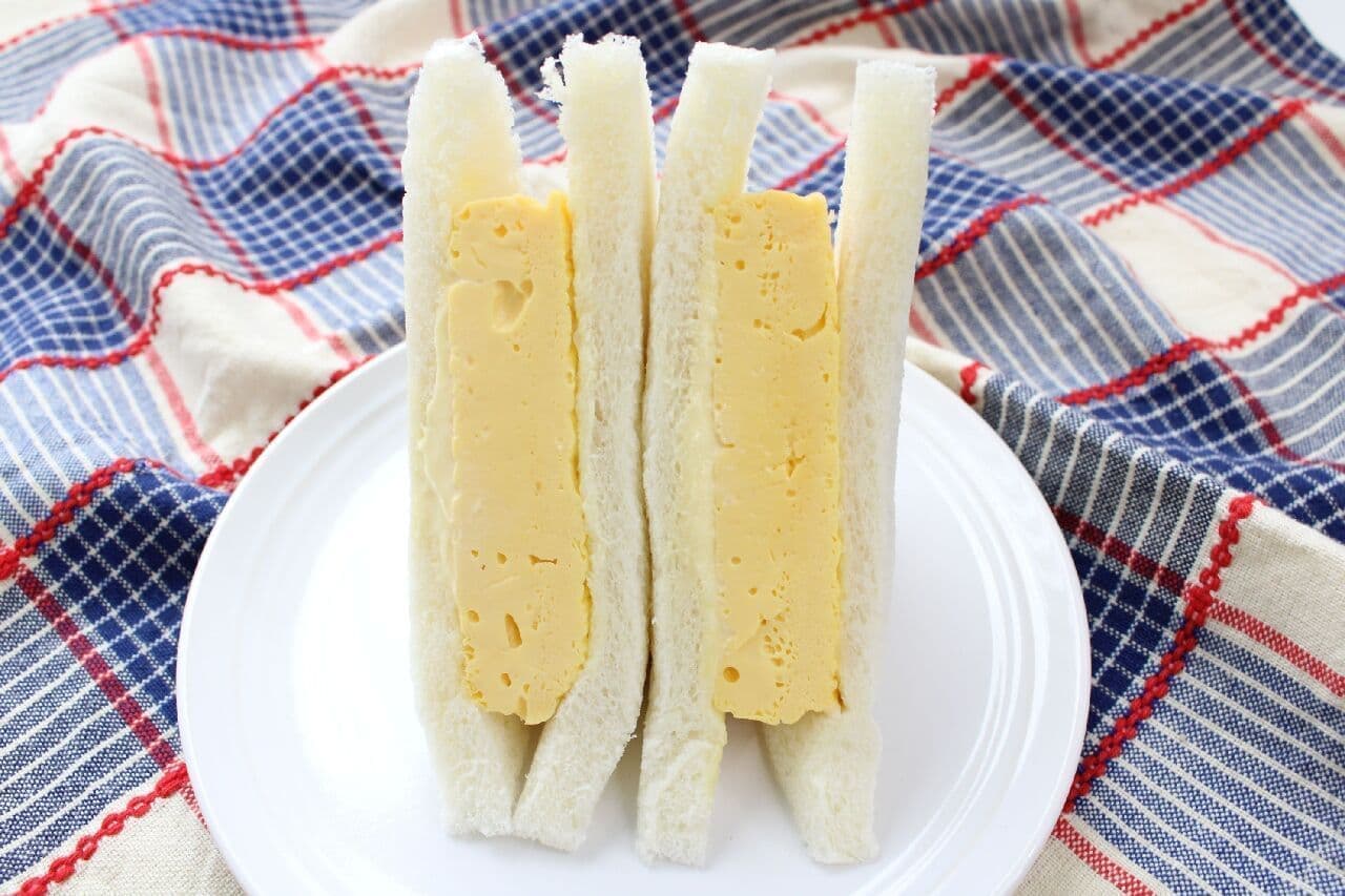 Lawson "Thick-baked egg sandwich