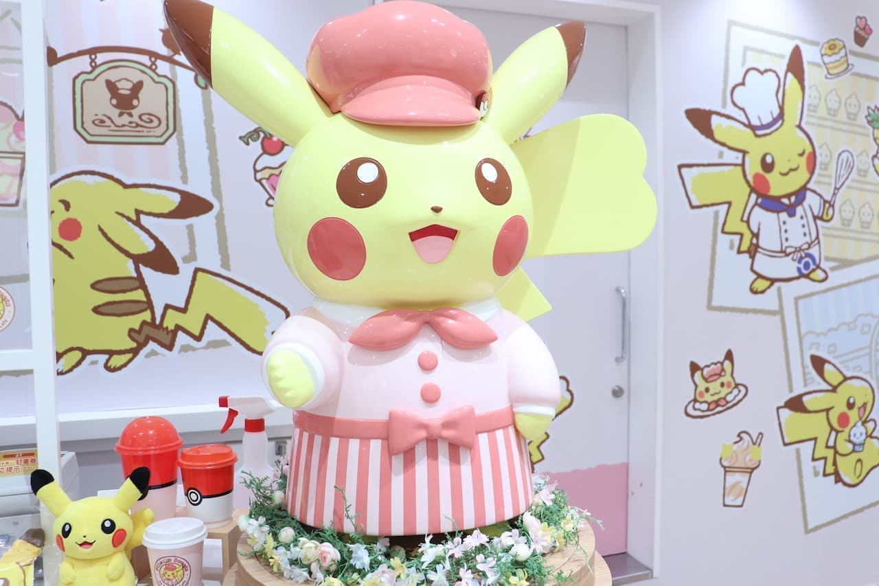 Pikachu Sweets by Pokémon Cafe