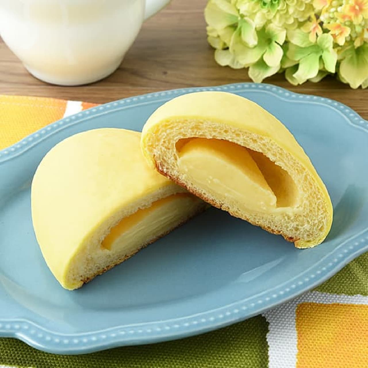 FamilyMart "Setouchi Lemon Bread with Mochi Texture