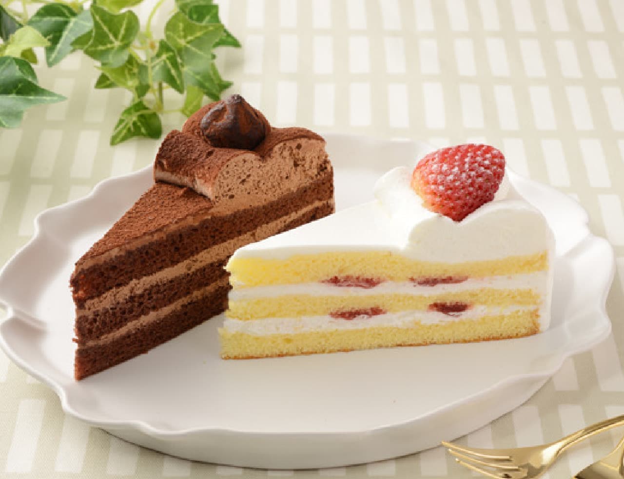 Lawson "Party Cake - Strawberry & Chocolate