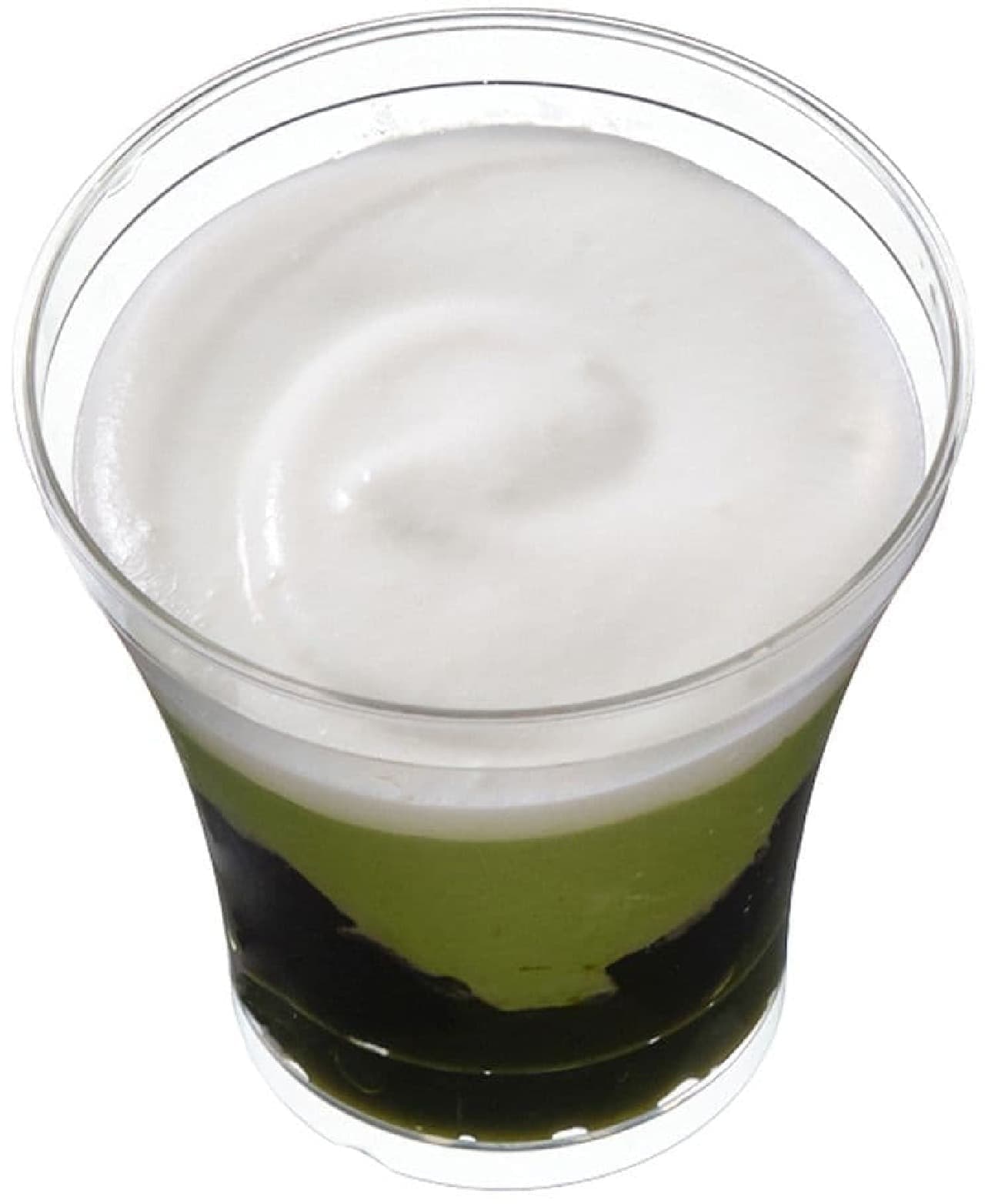 7-ELEVEN "Uji Green Tea Strawberry Cake with Green Tea Latte".