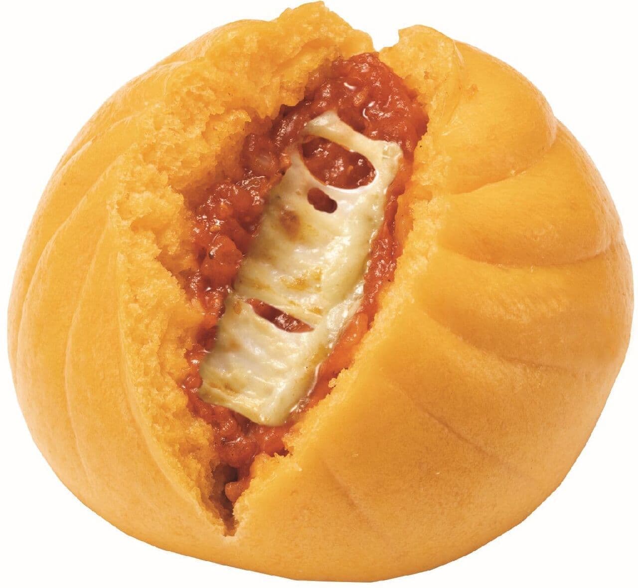 FamilyMart "Nobi~ru Cheese Thick Pizza Manju