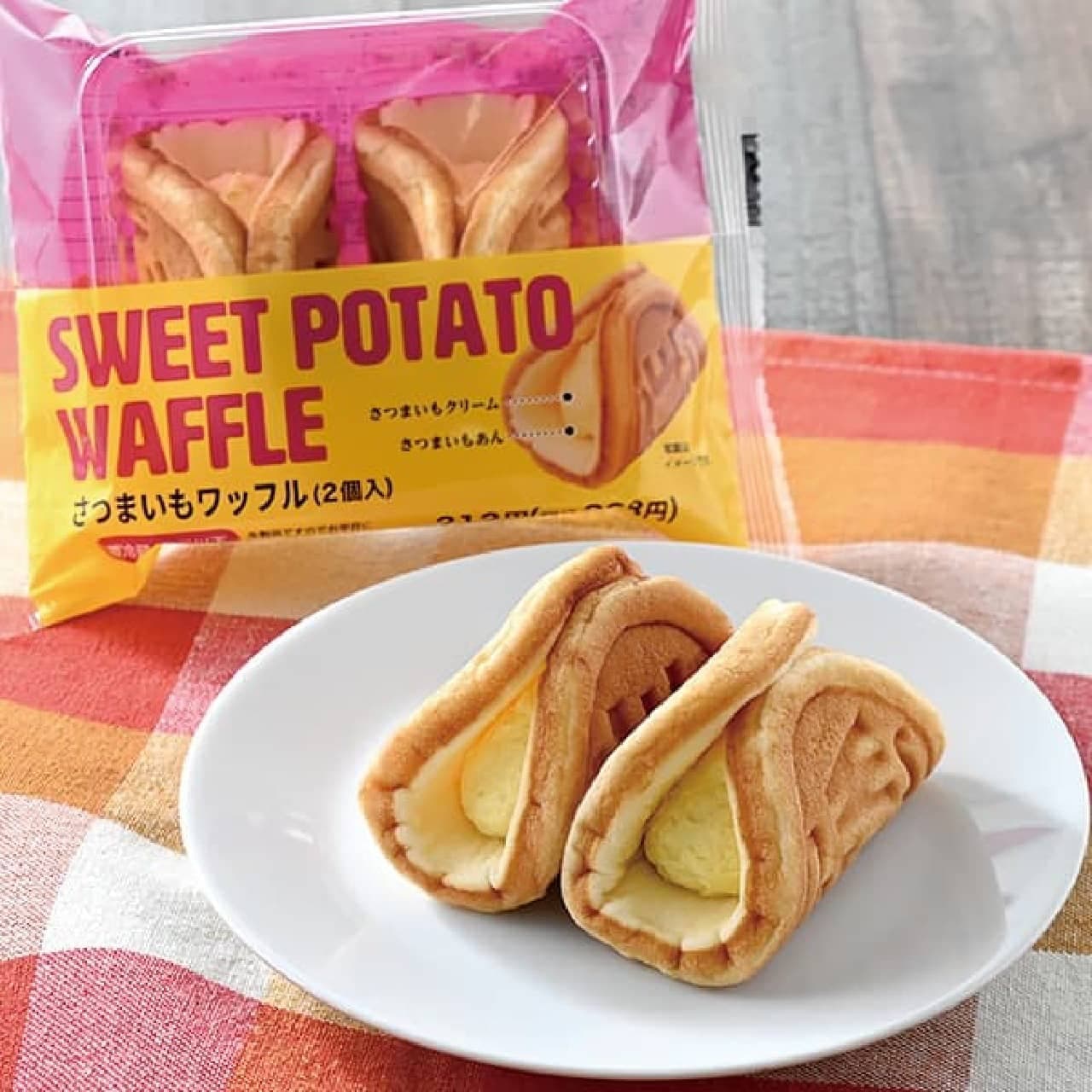 FamilyMart "Sweet Potato Waffle (2 pieces)