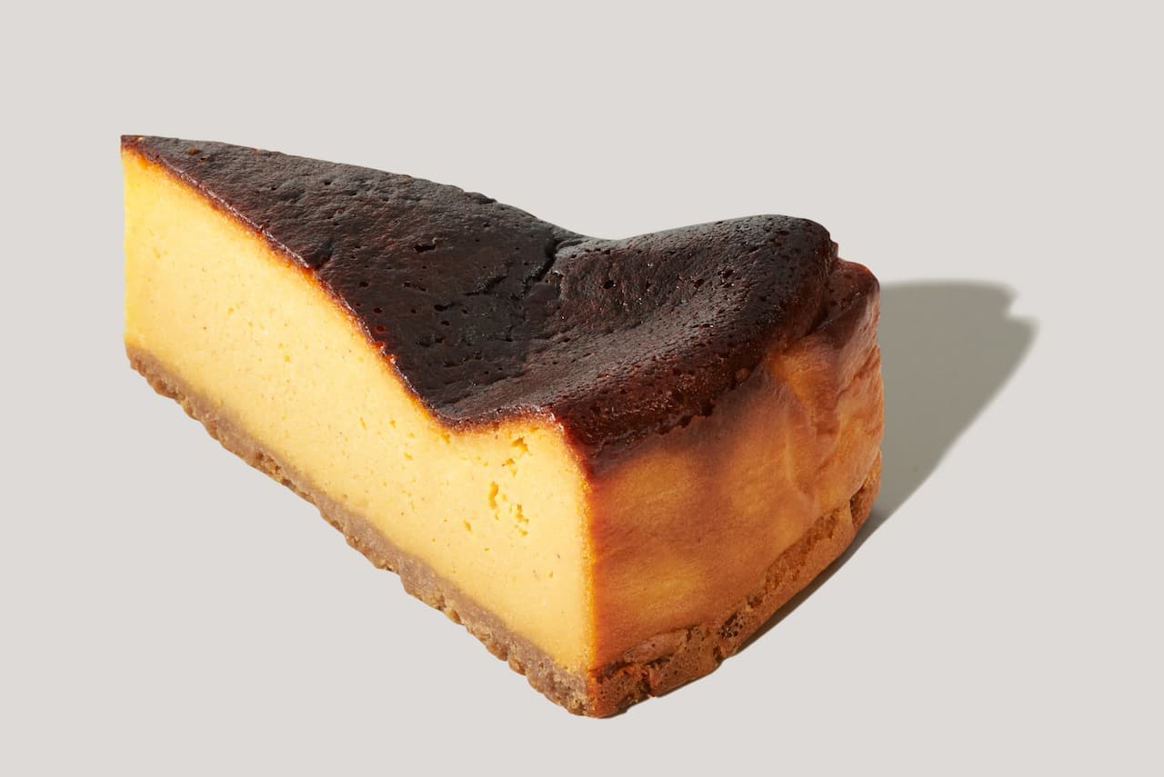 スターバックス 「パンプキンのバスクチーズケーキ」