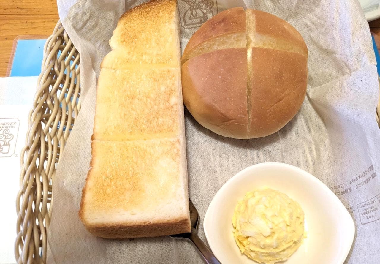 コメダ珈琲店「山食パンorローブパン ＋たまごペースト＋バター」