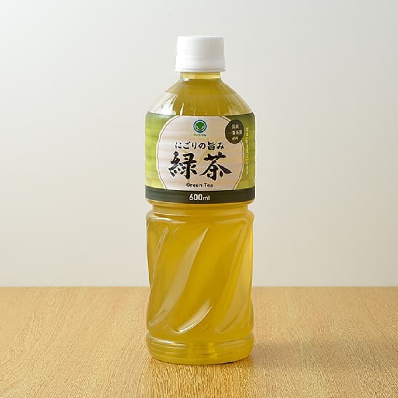Famima nigori no umami green tea