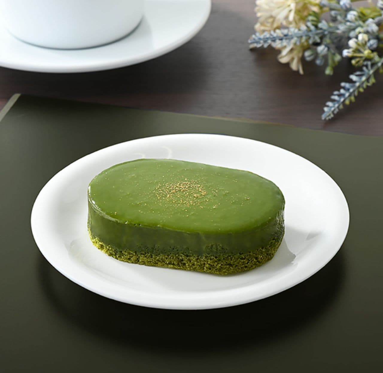 FamilyMart "Dark Uji green tea terrine