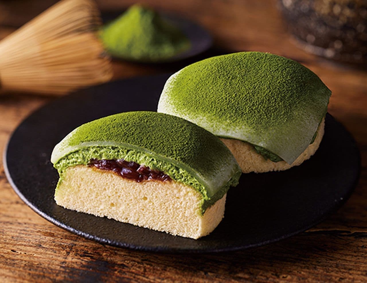 ローソン「Uchi Cafe×森半 濃いお抹茶大福みたいなパンケーキ」