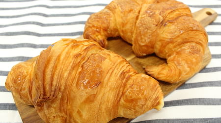No. 1 in attention, "Maison Randumenne" from Paris of "Procession Croissant"-Lunch was all-you-can-eat bread!