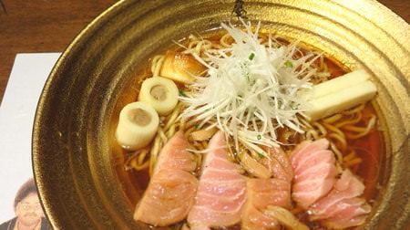 Ginza's sushi restaurant !? "Negima Ramen" with 4 large fatty tuna--a special cup of Musashi's 20th anniversary