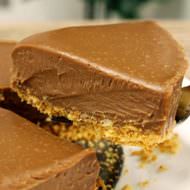 チョコエッグが余ったら…しっとりチョコタルトやふわふわパウンドケーキに簡単アレンジ！