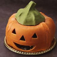 チョコで作ったかぼちゃの中におばけが…？－リーガロイヤルホテル大阪の「ハロウィンケーキ」予約受付開始