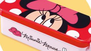 Minnie Mouse lunch box is available for pre-order only now!