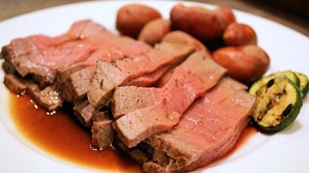 夜9時以降はローストビーフ食べ放題が500円！新宿の肉バル「カンビーフ」で、予約客限定