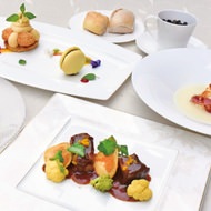 ゴッホとゴーギャンの“生い立ち”がコース料理に！東京都美術館のレストラン「IVORY（アイボリー）」で
