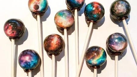Planet Lollipops（惑星キャンディー） Galaxy Lollipops（ギャラクシーキャンディー） ついに日本上陸！美しすぎる宇宙キャンディー「地球」や「銀河」を味わって