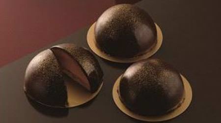 There is also a cream-filled "chocolate dome cake"! New sweets at Cafe de Clie