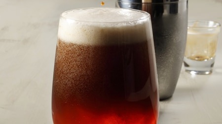A new menu for "Starbucks where you can drink alcohol"! "Shaken Espresso Brew" with espresso poured into beer