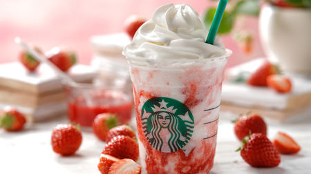 "Strawberry frappe" in early summer on Starbucks! "Strawberry Cream Frappuccino" This year too--Strawberry x milk looks gorgeous
