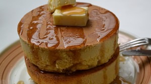 "Two-tiered" instead of two-How thick is the pancake at "Iwata Coffee Shop" in Kamakura, which is the second thickest in Japan?