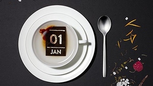 紅茶の茶葉シートによる日めくりカレンダー ― ドイツの広告代理店が製作