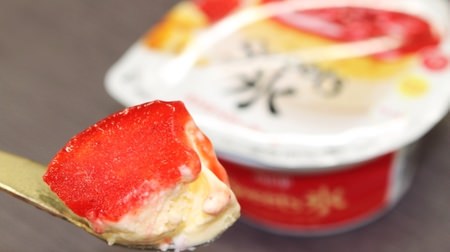 [Repiru] 7-ELEVEN's "Sweets Ice Strawberry Cake" has a rich feeling reminiscent of that "luxury Super Cup"!