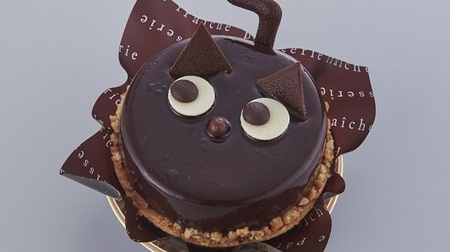 Also cute "black cat mousse"! Lively Halloween sweets in Chateraise one after another