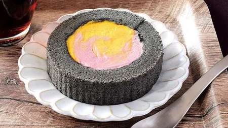I'm curious about Lawson's Halloween sweets! Bamboo charcoal sponge "Pumpkin & purple potato roll cake" etc.