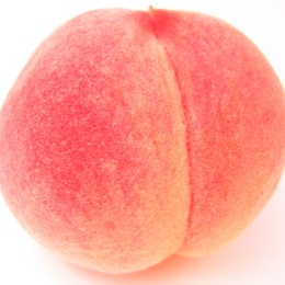 「風邪をひいたら桃缶」には根拠があった！ 桃缶の栄養価はフレッシュな桃と同じ、もしくは高い！