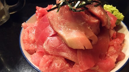 After all tuna is good! The 700 yen raw tuna bowl from Shimbashi "Hanatare" is the strongest in COSPA.