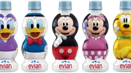 ミッキーやドナルドが「エビアン」に！5種類そろえたくなる「ディズニーデザインボトル」が可愛い