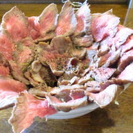 肉こそパワー！武蔵小山「がぶ」でステーキ肉どっさり「がぶ丼」食べよう