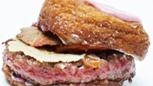 Some people have made "Umami Cronut Burger" by combining "Umami Cronut" and "Umami Burger".