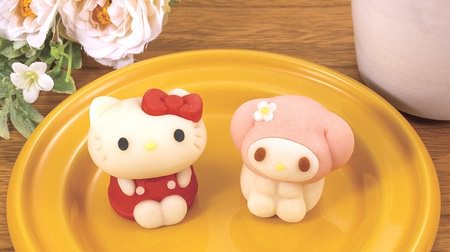 Too cute Japanese sweets "Eat trout Hello Kitty / My Melody" for Lawson! Kitty is apple and my melody is strawberry