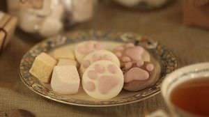 The 29th of every month is "Paw Day" -This month's paw sale at the marshmallow specialty store "Yawahada" is a set of 4 "vanilla chocolate tea" marshmallows.
